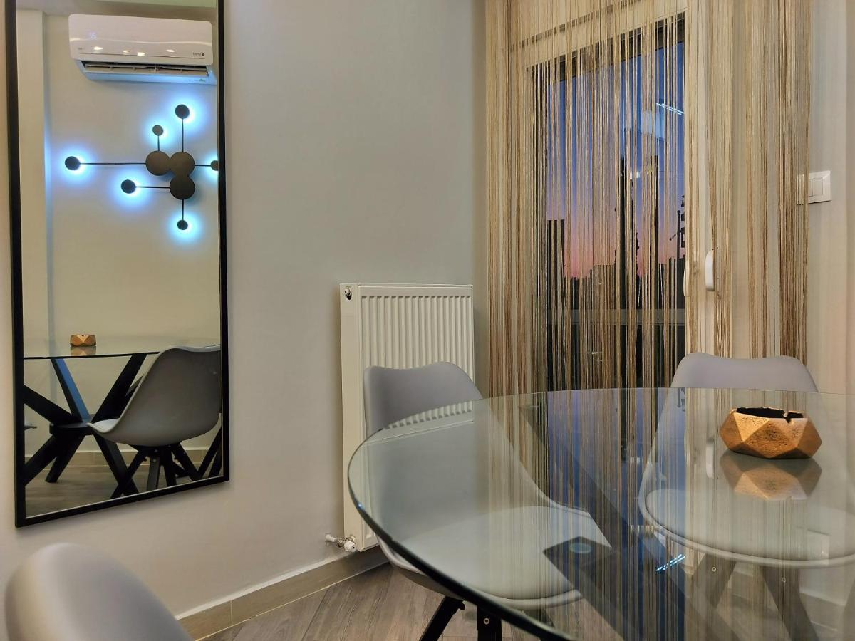 Spacetwo "Downtown Chill" By #Gimispace Lux Apt Солун Екстериор снимка